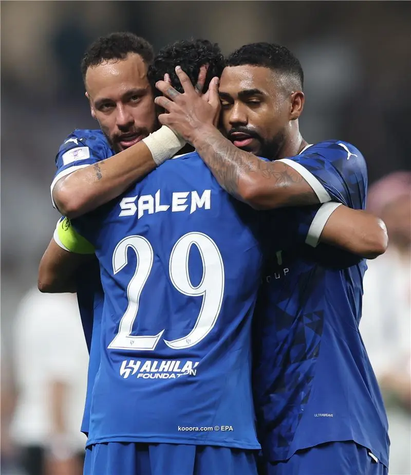 نيمار على دكة بدلاء الهلال أمام الاستقلال