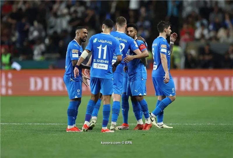 الهلال يتمسك بعادته في فترة التوقف