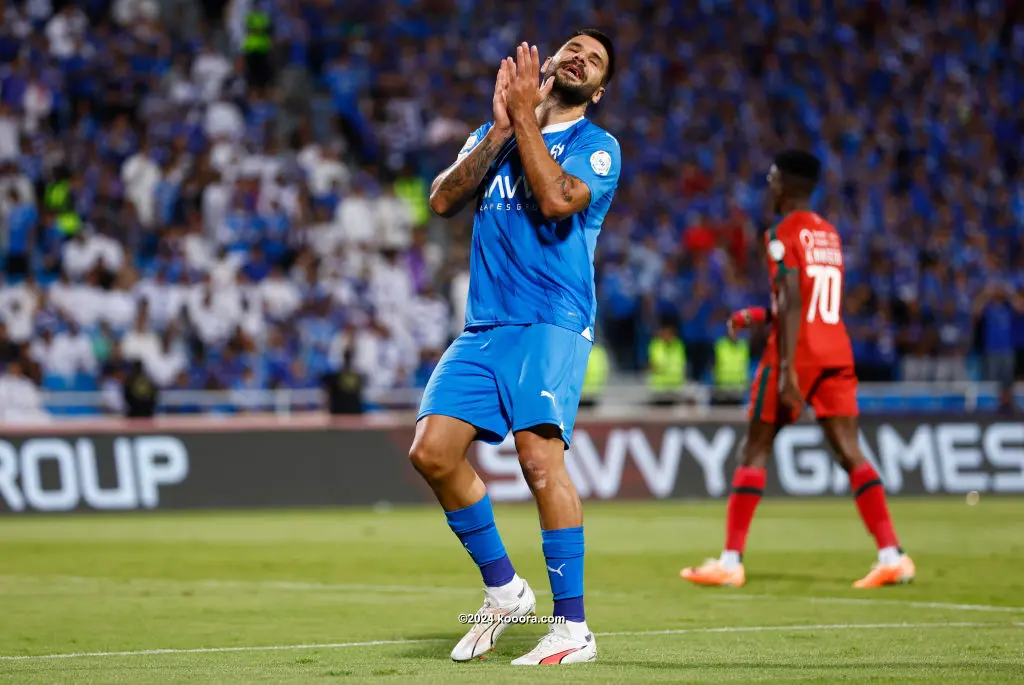 الهلال بالقوة الضاربة أمام الاتفاق