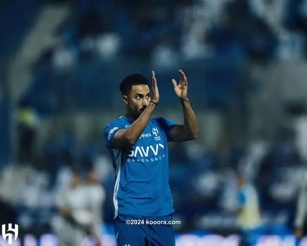 آل الشيخ: أداء الهلال غريب.. والدوسري فاضي للجمهور