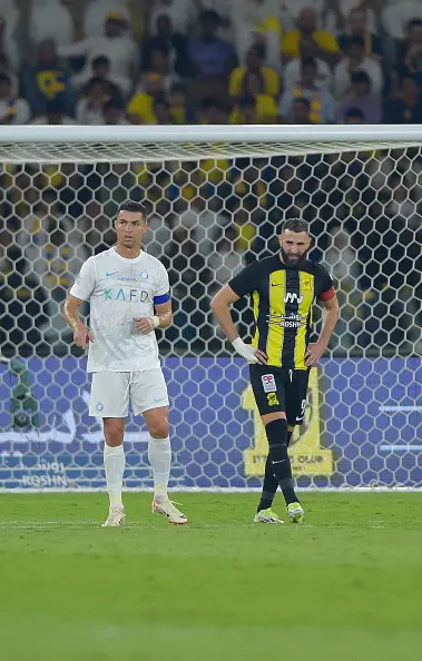 رونالدو وبنزيما على رأس التشكيل المتوقع لكلاسيكو الاتحاد والنصر