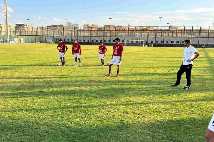 خضر وزعلوك يقودان تشكيل منتخب مصر للشباب أمام تنزانيا | يلاكورة