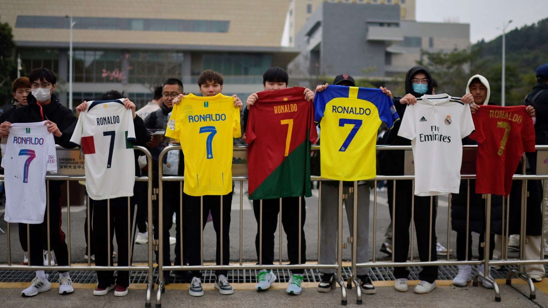 China Fans - Cristiano Ronaldo In China