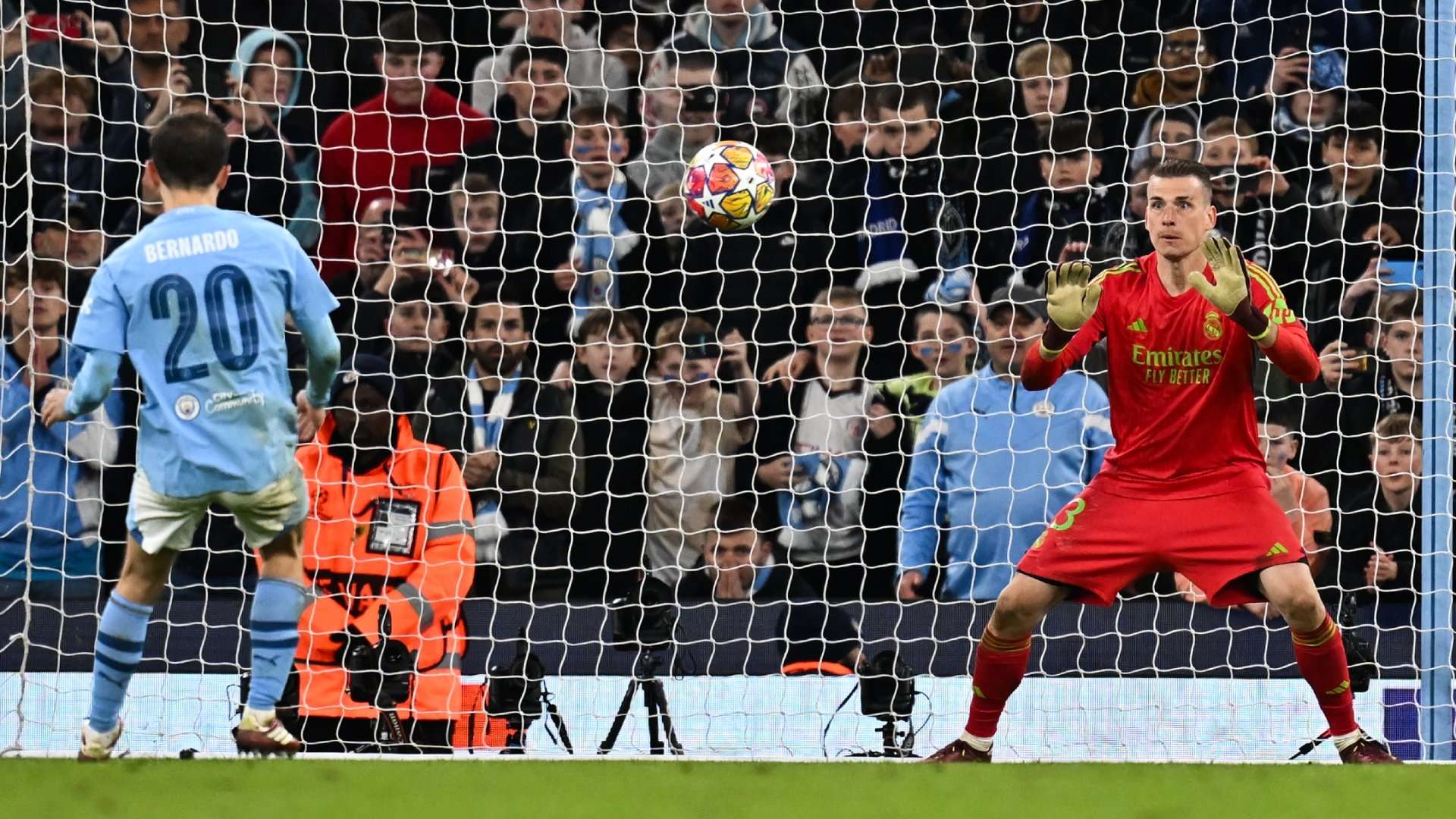 هدافي دوري المؤتمر الأوروبي