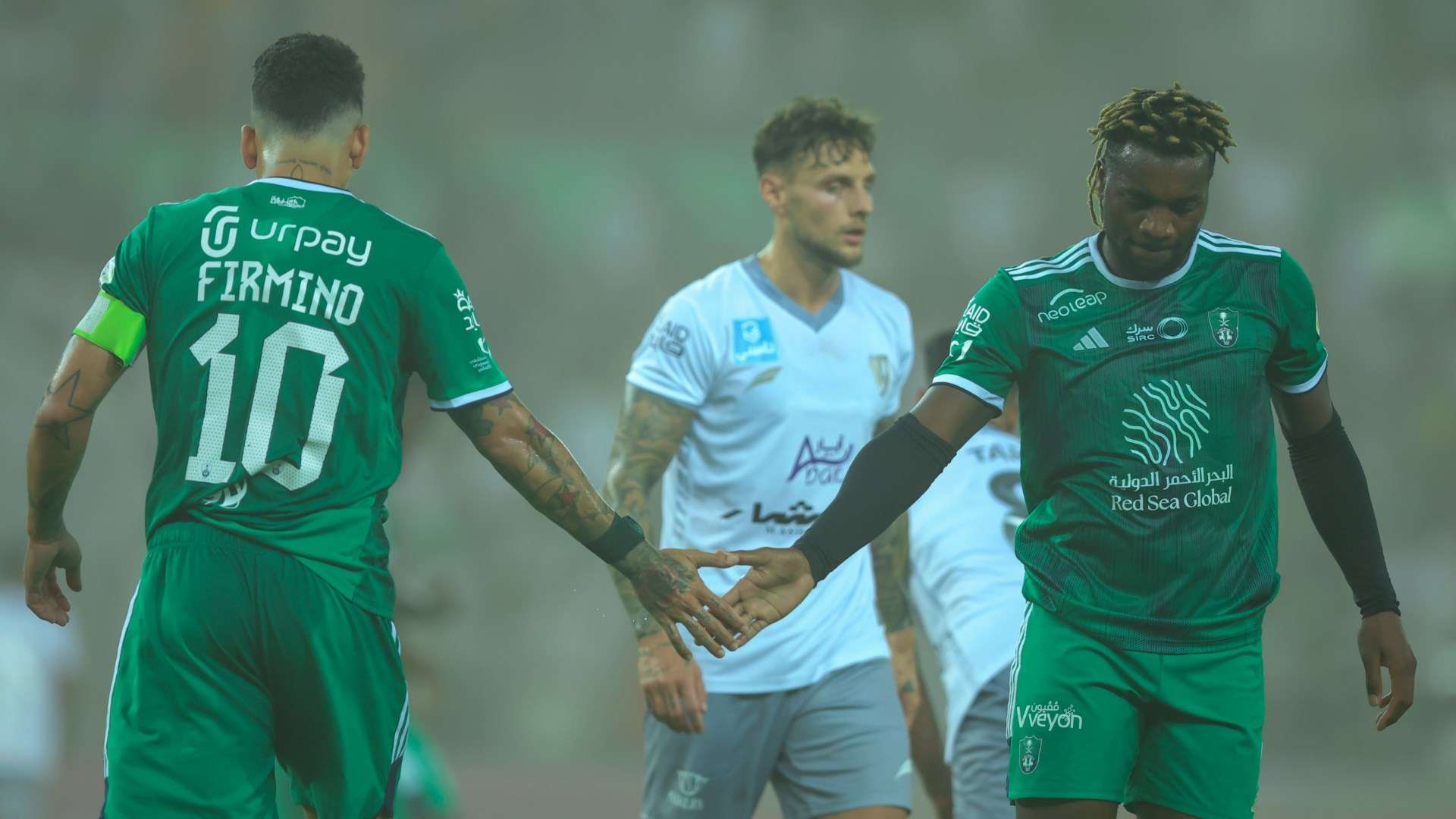 Ahli - Roberto Firmino  Allan saint Maximin