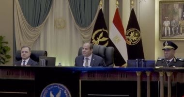 الرئيس السيسي: نواجه حجما كبيرا جدا من الشائعات والأكاذيب ولن تتوقف