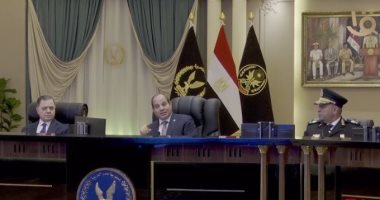 الرئيس السيسي: الشائعات والأكاذيب مستمرة منذ سنوات.. والحل ليس فى الهدم