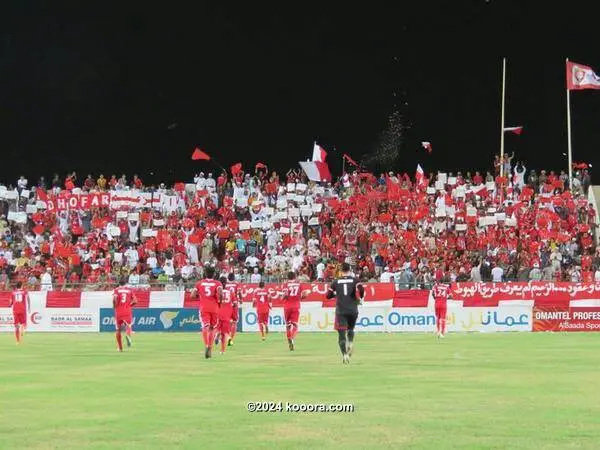 نجم برشلونة يبحث عن دور خارج الكامب نو 