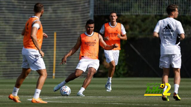 ترتيب ميسي ورونالدو.. أفضل 5 لاعبين على مر العصور من وجهة نظر جمال موسيالا! | 