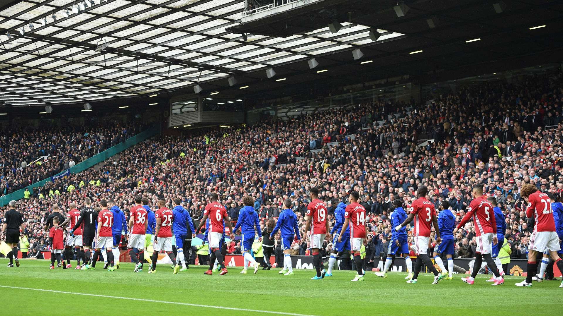 فيديو.. بكاء خوسيلو لحظة مشاهدة ذكرياته مع ريال مدريد 