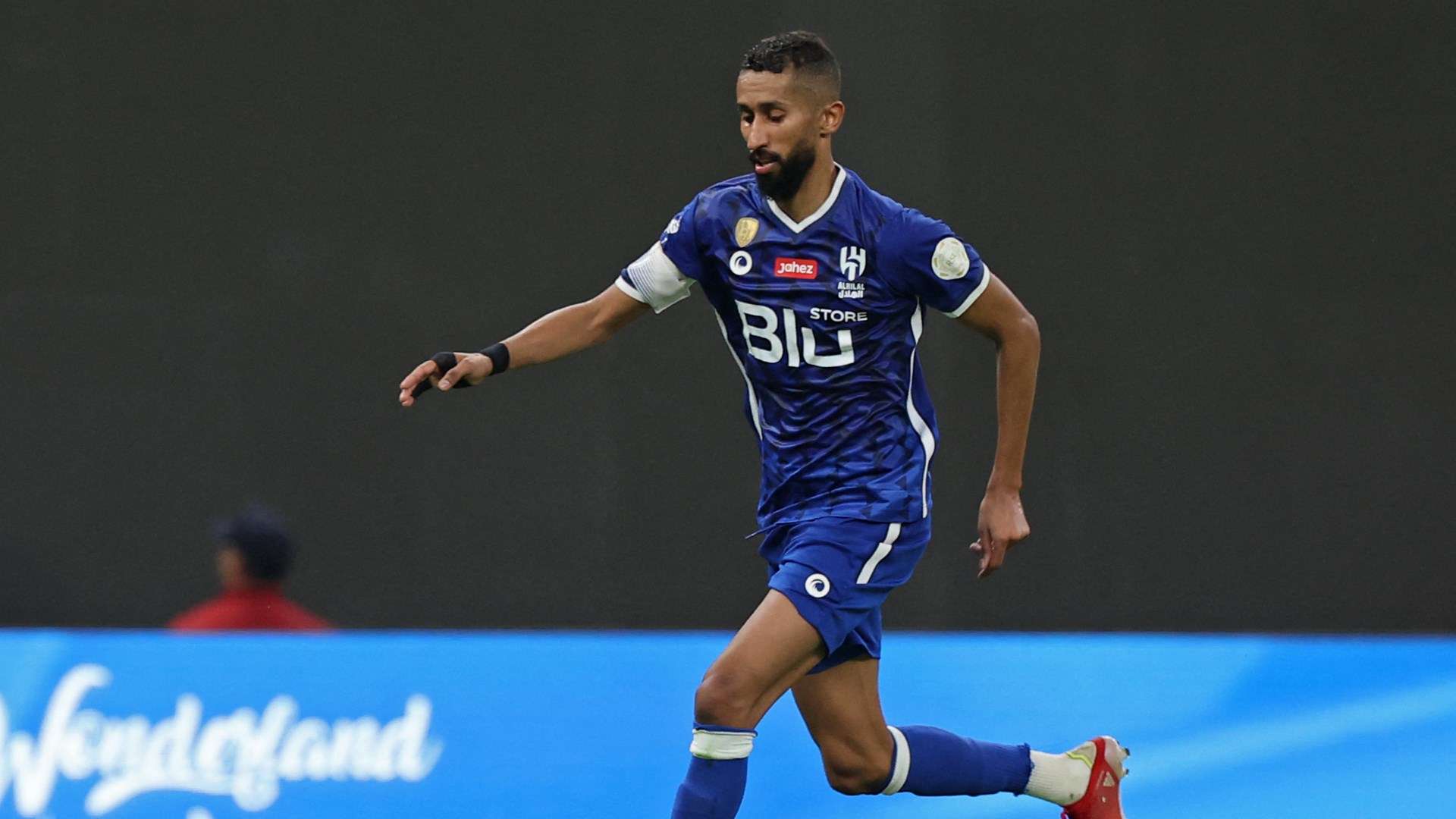 فيديو | مرة معهم ومرة عليهم .. وليد الفراج يحرج الأهلي بـ"ألماسة الهلال" | 