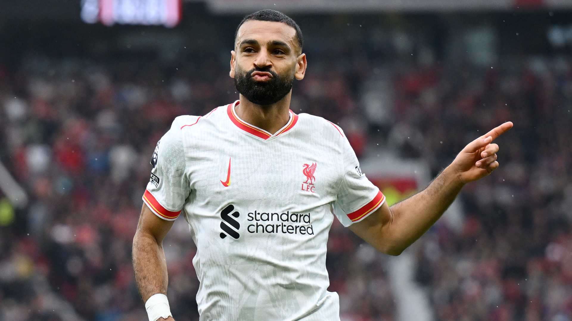 ليفربول يزيد اهتمامه بضم ريان شرقي وليون يحدد سعره - Scores 