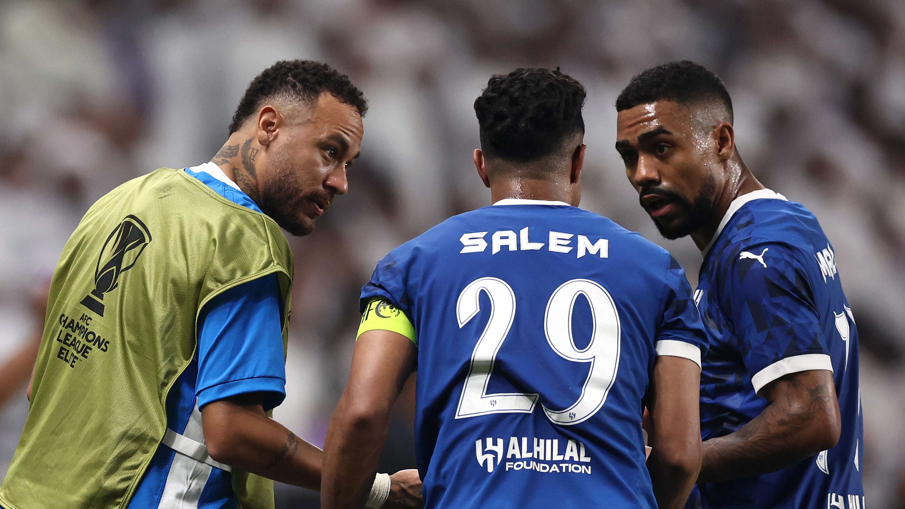 فيديو: رد فعل نيمار على فوز الهلال في ديربي الرياض 