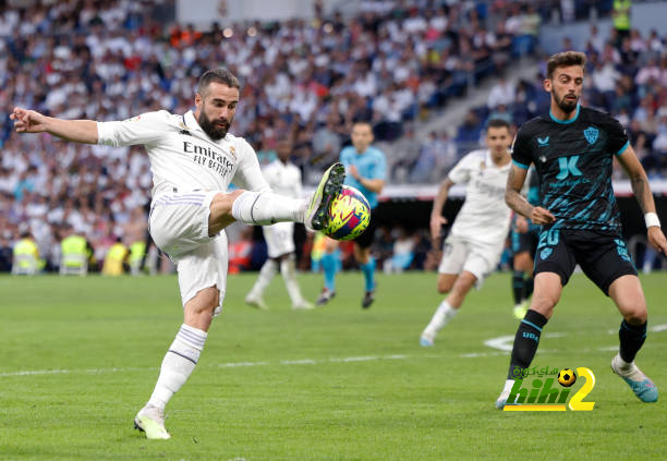 محمد صلاح يكسر صيامه وسط مباراة ليفربول ضد شيفيلد فى الدورى الإنجليزى 