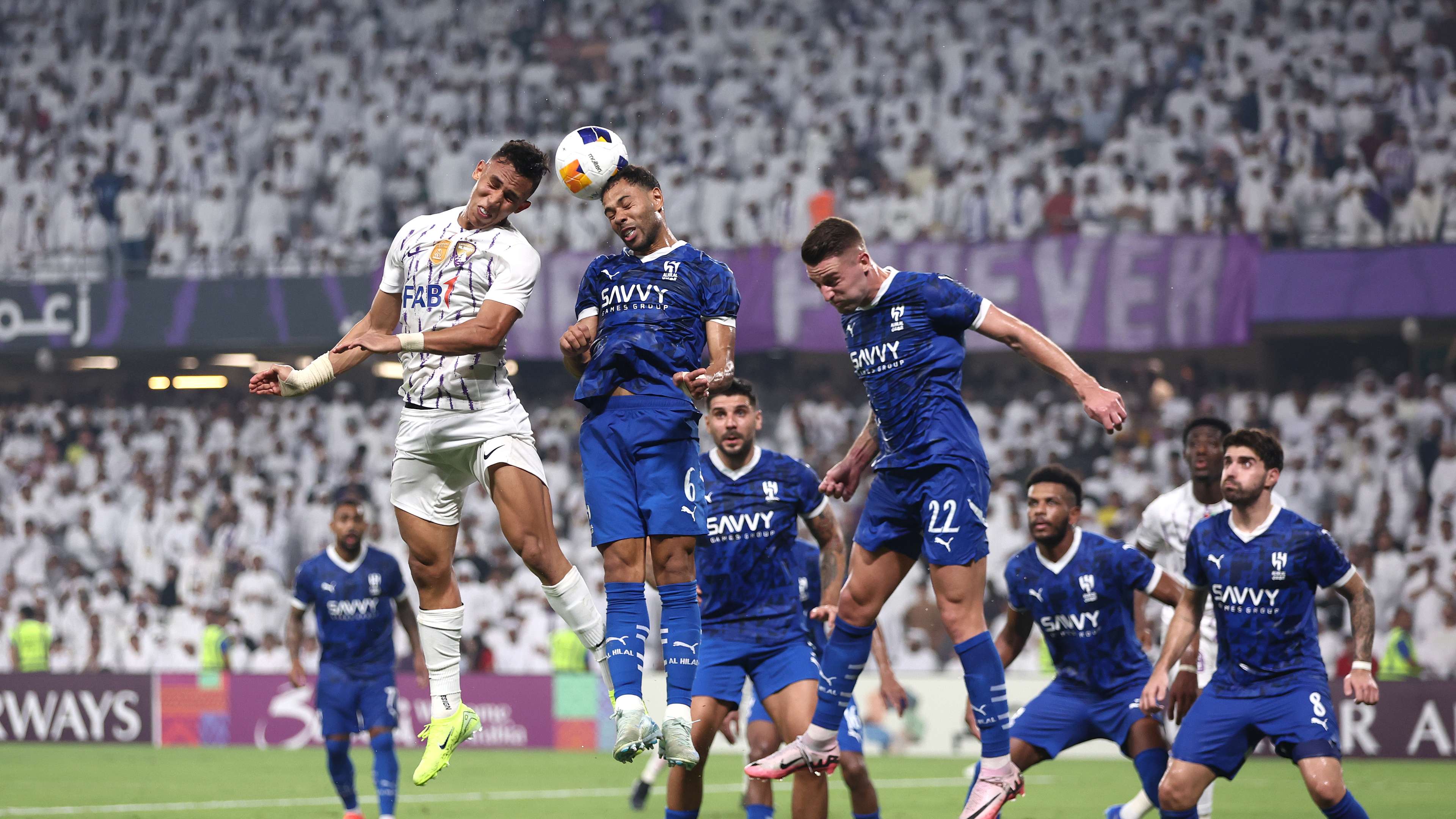 النصر يفتتح مشوار الدوري بتعادل مع الرائد 