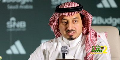 مارتينيز يستشير ميسي وسخرية لاعبي الأرجنتين بسبب مبابي .. ذكريات مونديال 2022 | 