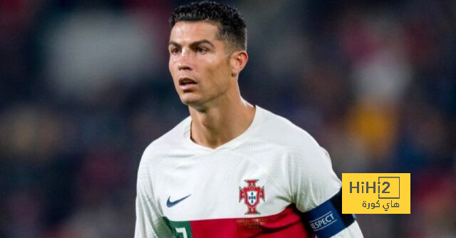 ماذا يفعل ريال مدريد عندما يتأخر بفارق هدف ضد فالنسيا في الشوط الأول ؟ 