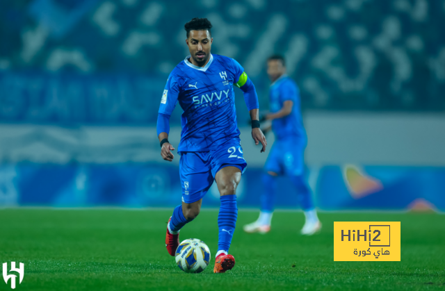 الهلال يسقط في فخ التعادل أمام ضمك بالدوري السعودي 