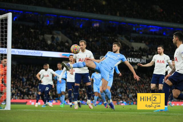 الهلال أم النصر … من يحتاج لخدمات ألفونسو ديفيس أكثر من الآخر؟! 