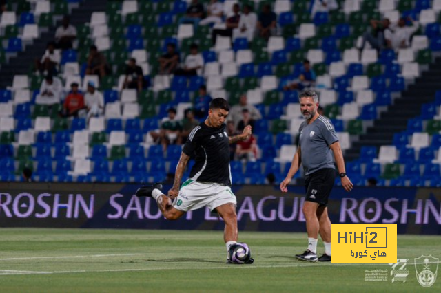 الهلال يتخطى الطائي بثلاثية فى الدوري السعودي 