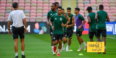 اللاعب الذي لا يمس في خط وسط الميلان 