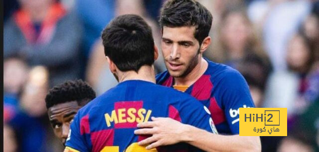 فيديو : برشلونة يفوز بسباعية والجمهور منشغل بكليان مبابي 