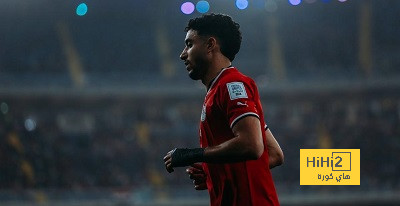 لوكاكو وديبالا والشعراوى فى تشكيل روما ضد كاليارى بالدورى الإيطالى 