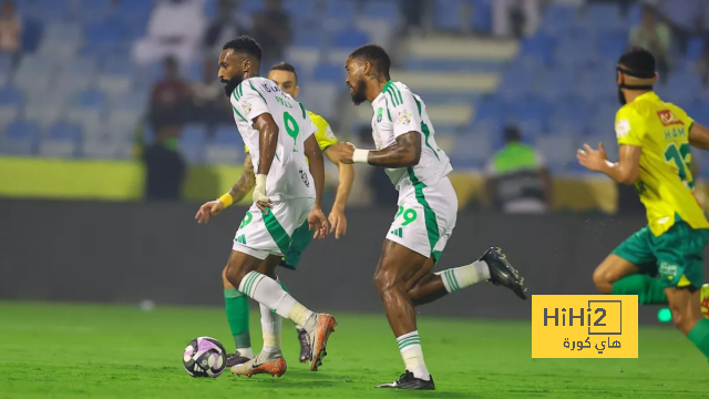 "لماذا تسألني عن الهلال؟!" .. كريم بنزيما يغضب ويدافع عن الدوري السعودي | 