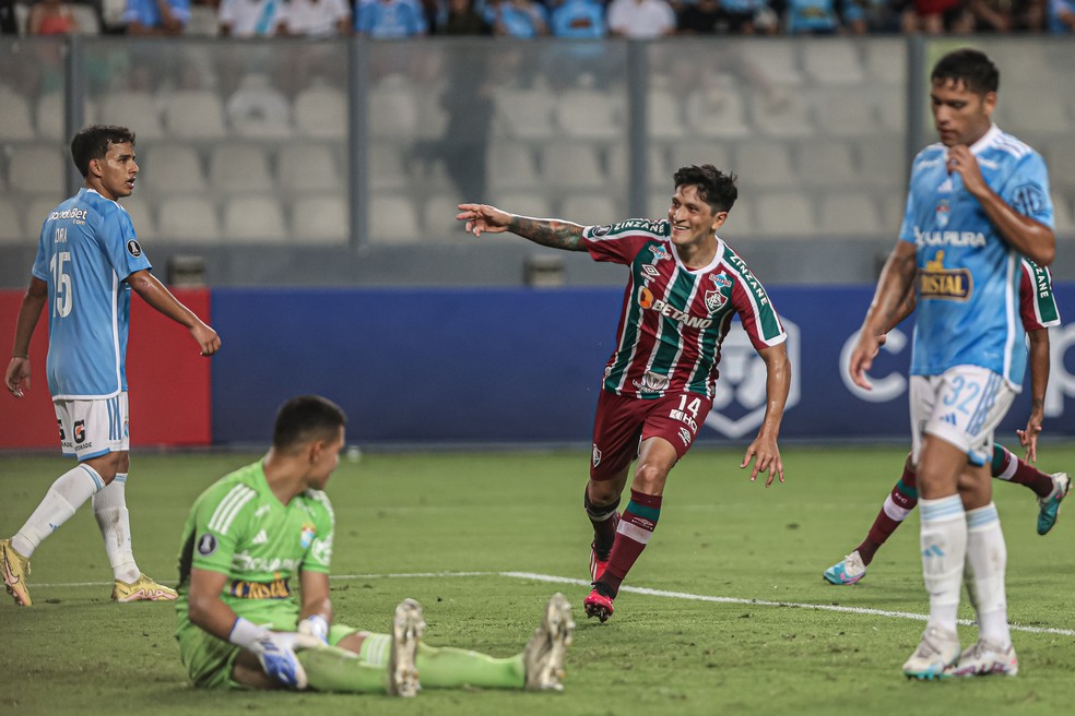 نظرة على "المشاغب" جورج جيسوس .. رحلة مدرب الهلال من "تقليل" الدوري السعودي إلى التشكيك في التحكيم | 