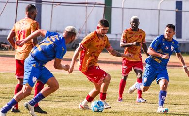 مدرب الزمالك حذر كريستيانو رونالدو.. الكشف عن تفاصيل حوار أوسوريو مع نجم النصر | 