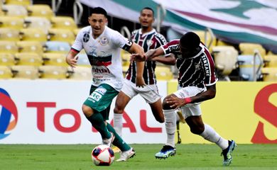 الاتحاد يتخطى الفيحاء بثلاثية فى الدوري السعودي بمشاركة أحمد حجازى.. فيديو 