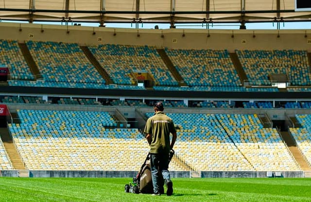 بدلاء النصر أمام بريسبوليس 