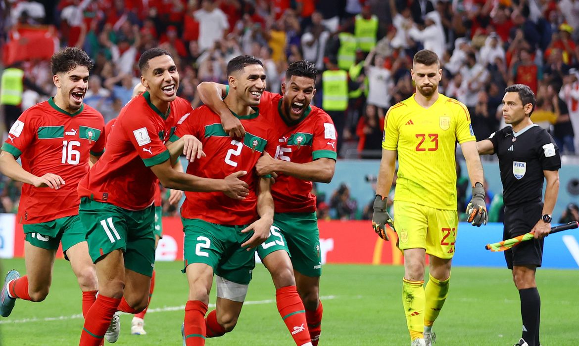 رسميا.. ليفاندوفسكي أفضل لاعب في شهر فبراير في الليجا 