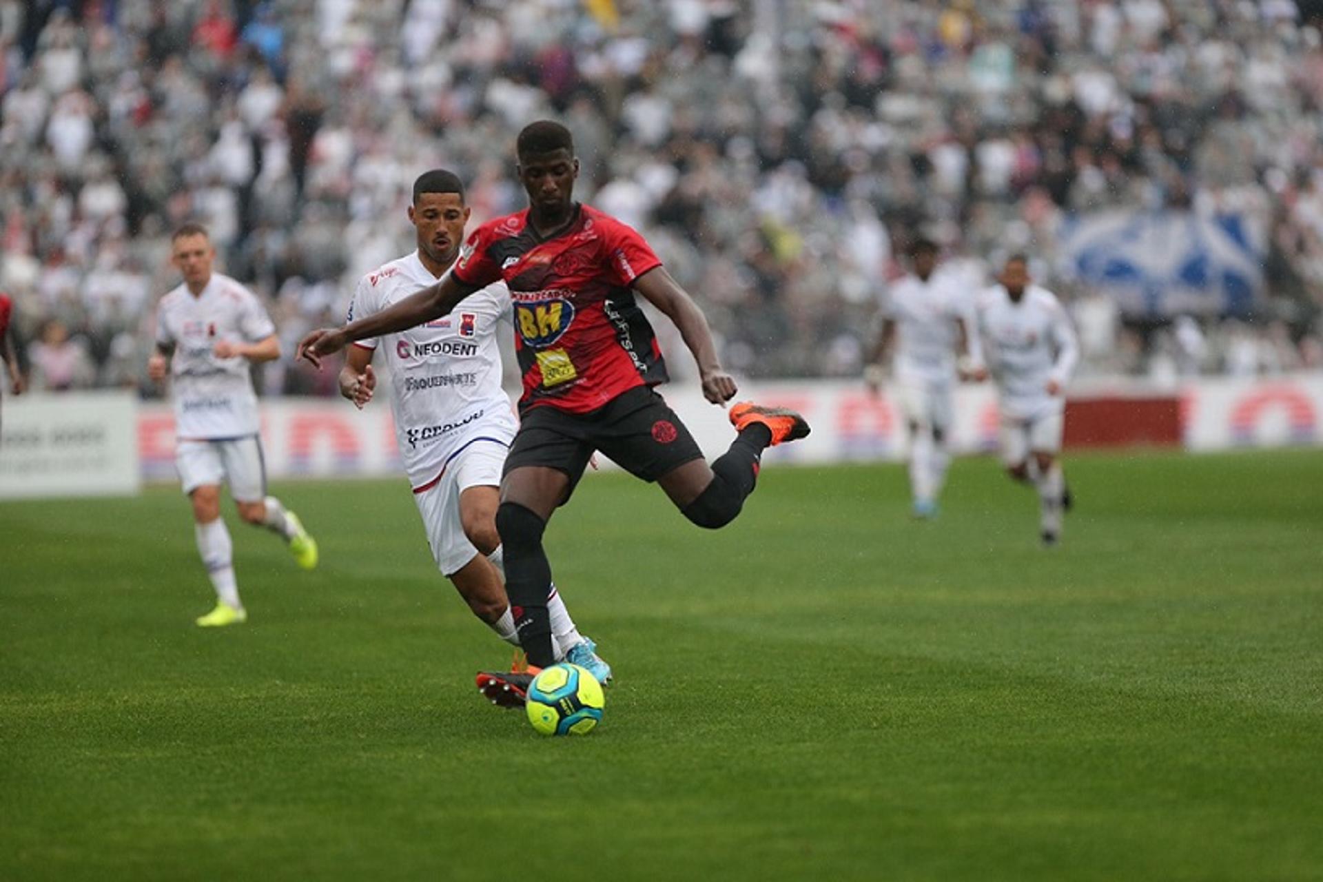 مدرب الزمالك حذر كريستيانو رونالدو.. الكشف عن تفاصيل حوار أوسوريو مع نجم النصر | 