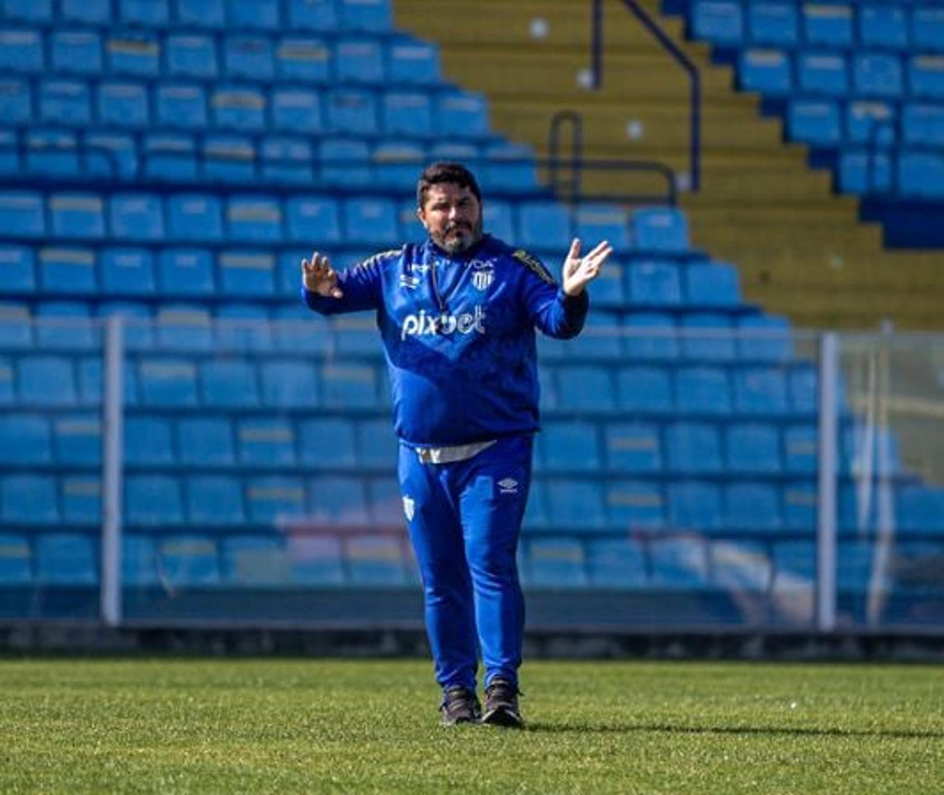 لامين يامال قبل الكلاسيكو: أتمنى أن أصبح أسطورة برشلونة.. ونحن الأفضل في العالم - Scores 