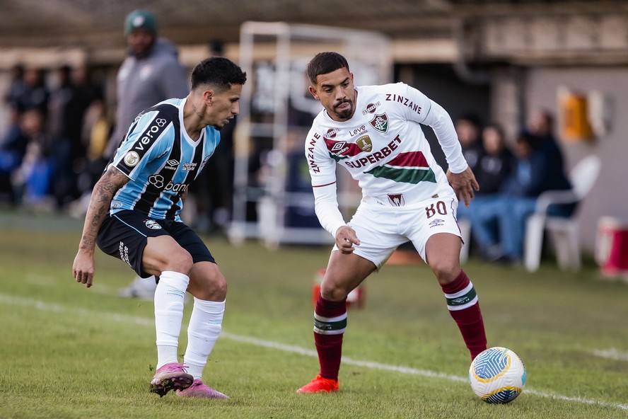 بث مباشر: شاهد مباراة الإمارات وقطر في كأس الخليج العربي خليجي 26 | 