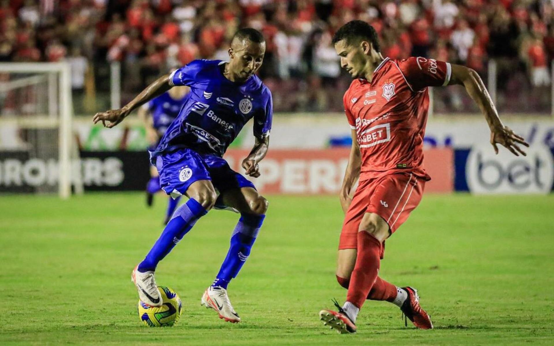 غيابات الشباب أمام الهلال 