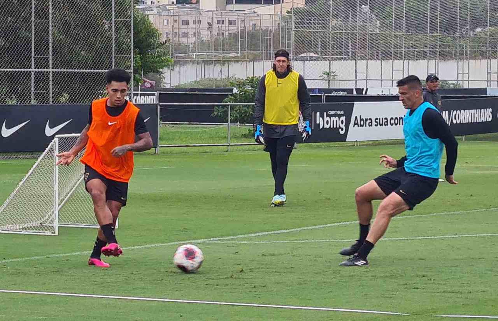 مصير تشافي مع برشلونة 