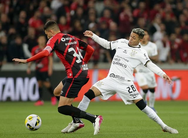 فيديو: أهداف مباراة الهلال والرياض 